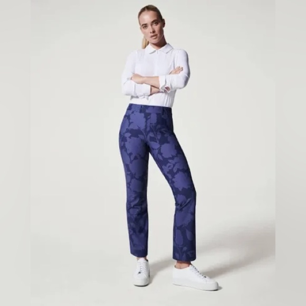 SPANX Women Size Large Kick Flare Sunshine Floret Navy Pants NWT